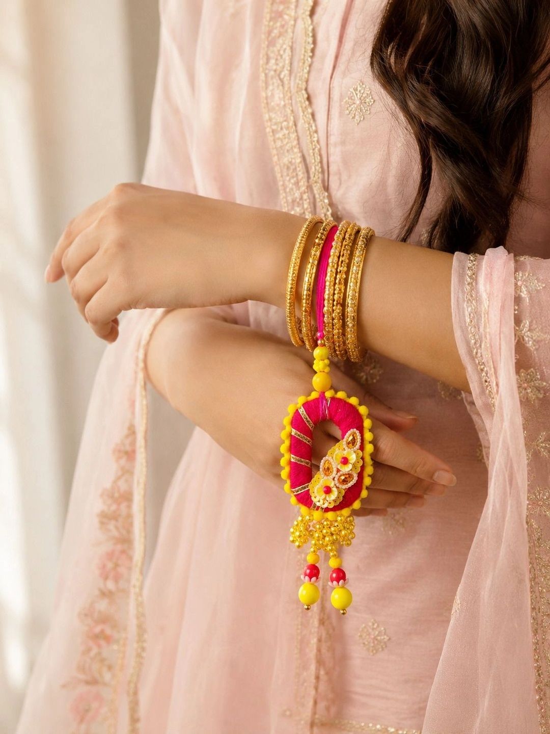 Dhiyona Rakhi