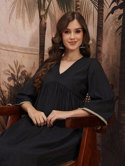 Floral Printed Empire Gotta Patti Kurta with Trousers
