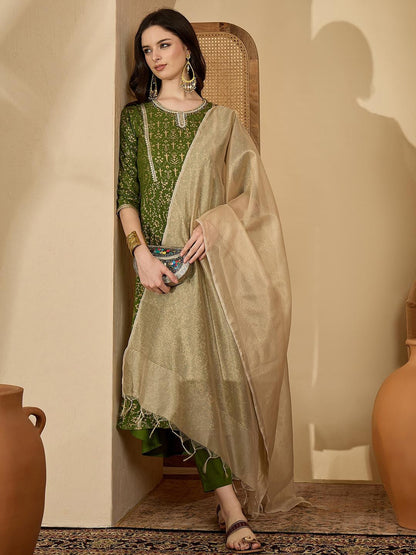 Women Green Kurta Sets