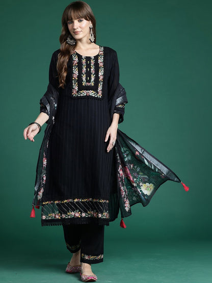 Women Floral Regular Thread Work Linen Kurta with Trousers & With Dupatta