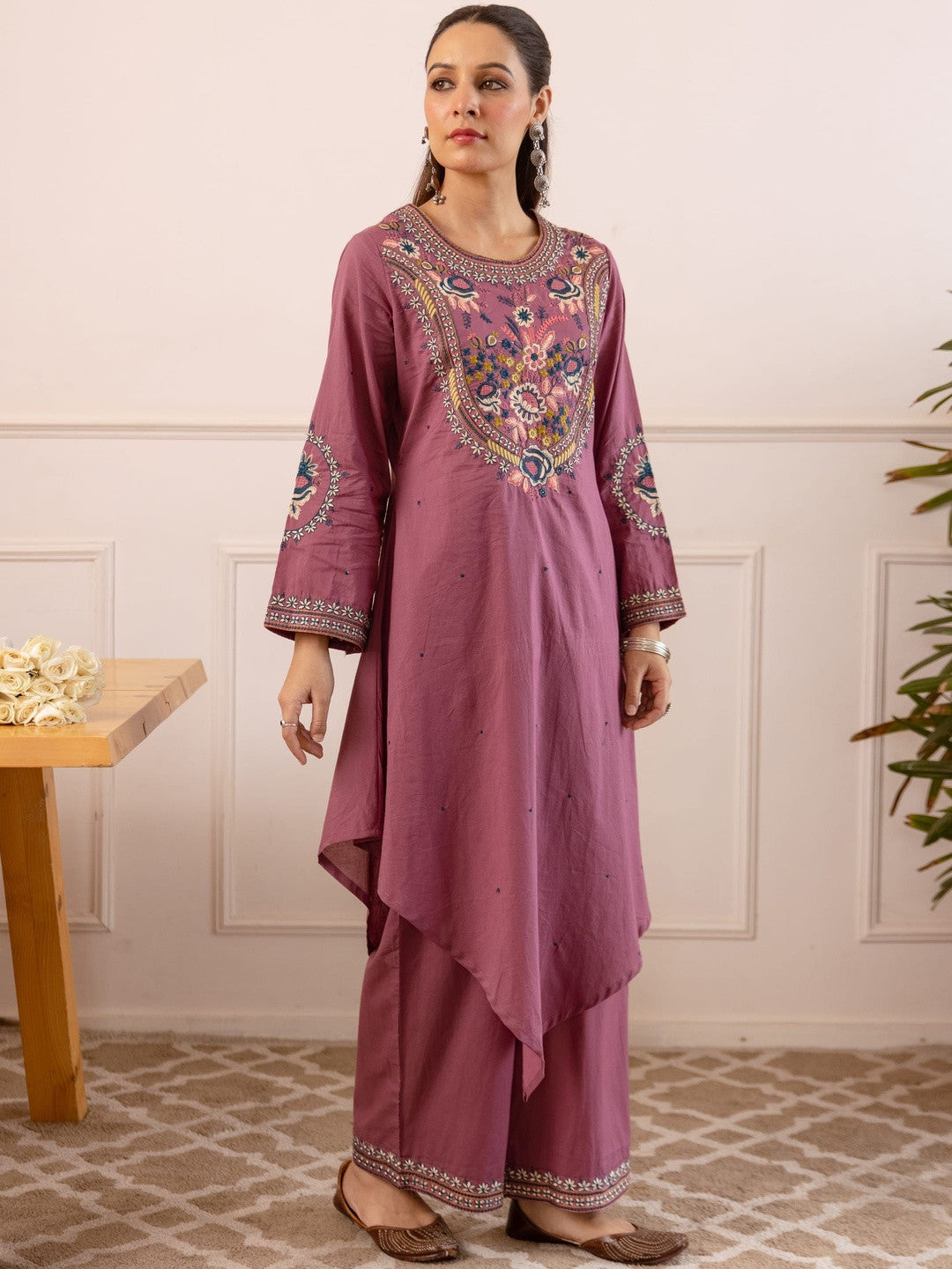 Women Floral Embroidered Pure Cotton Kurta with Palazzos