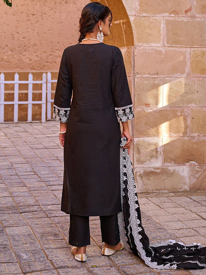 Women Floral Embroidered Regular Pure Cotton Kurta with Trousers & With Dupatta
