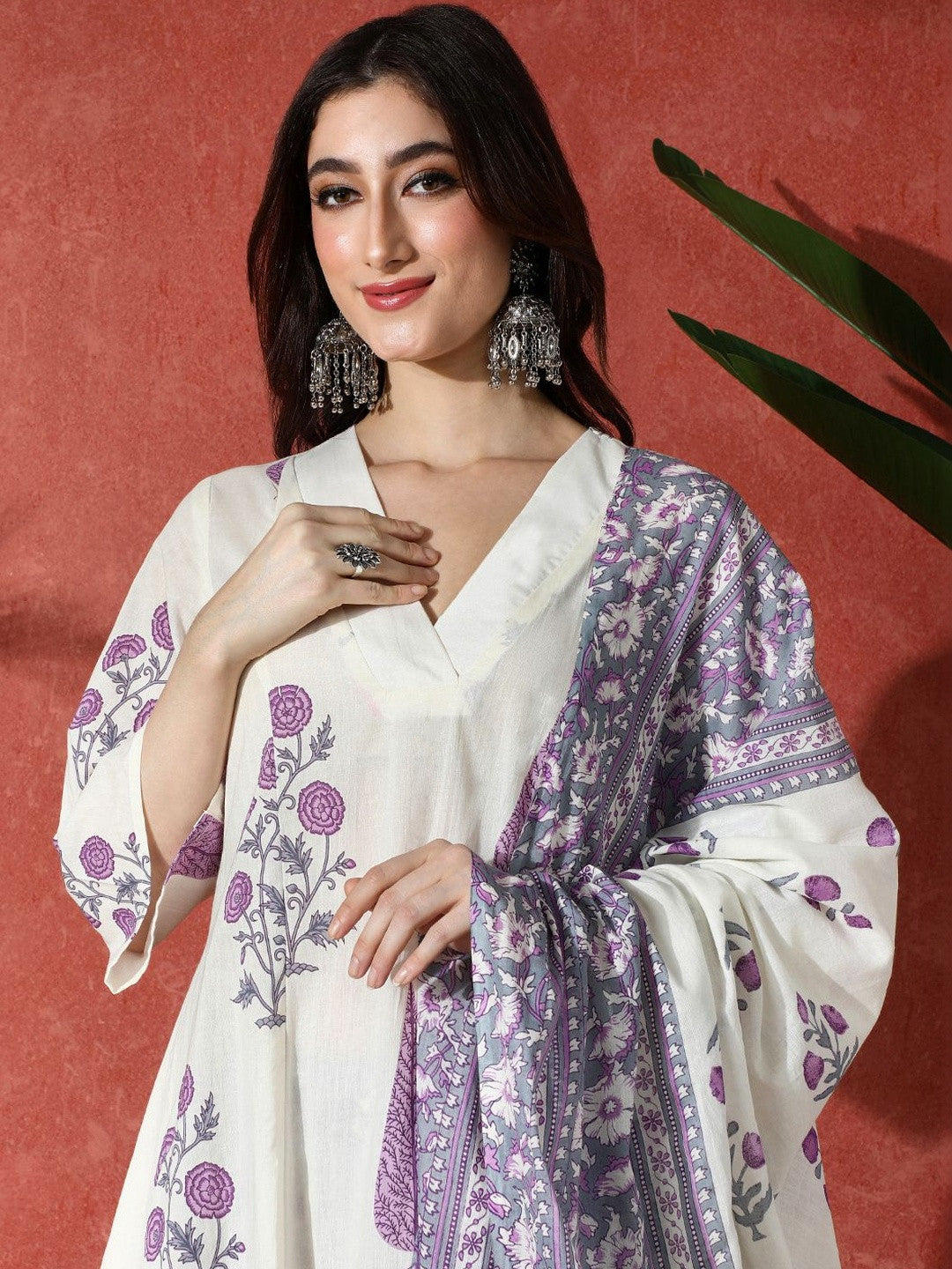 Printed Pure Cotton V-Neck Kurta Trousers & Dupatta