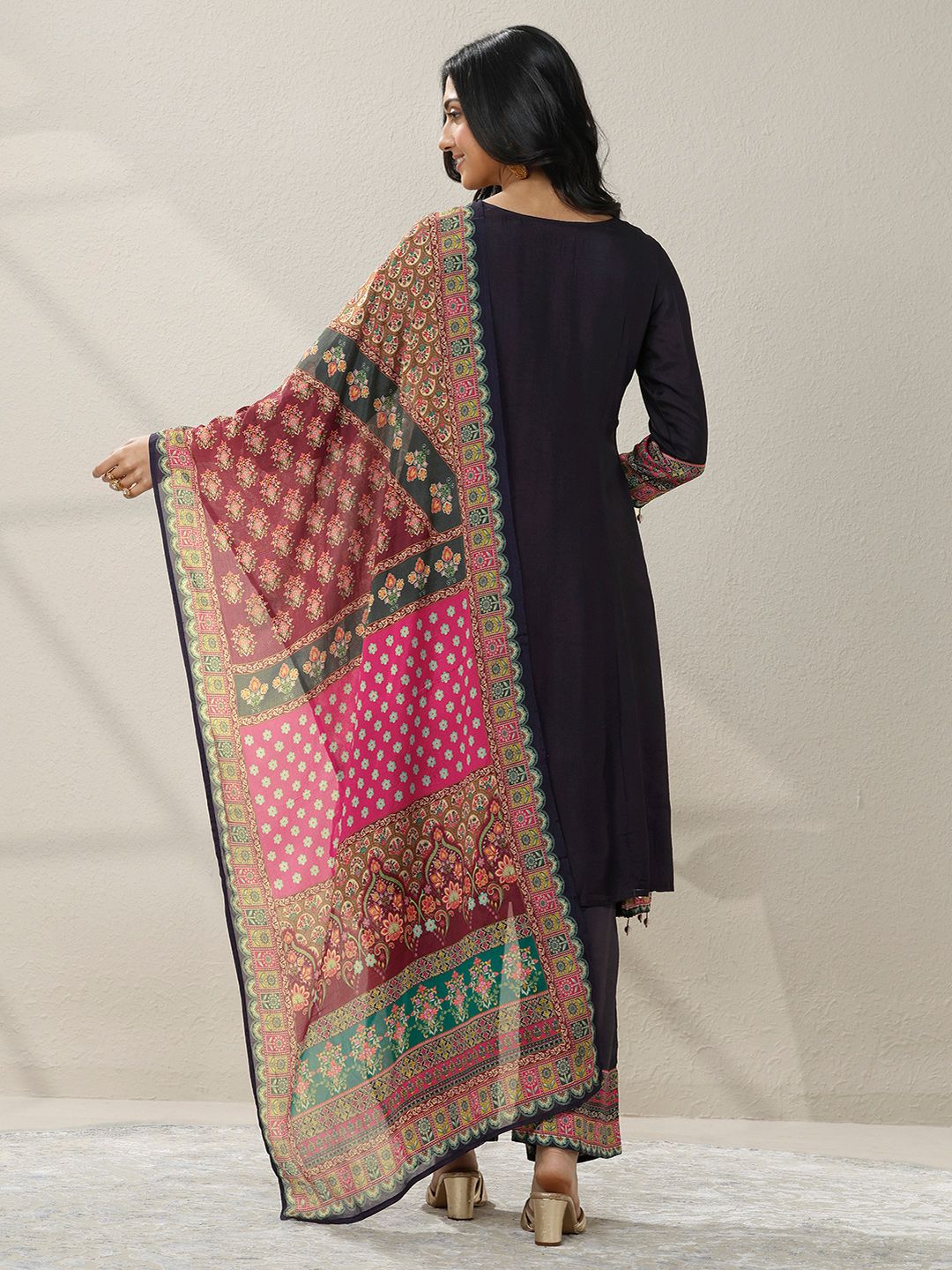 Dhiyona LL Women Ethnic Motifs Regular Sequinned Kurta with Palazzos & With Dupatta