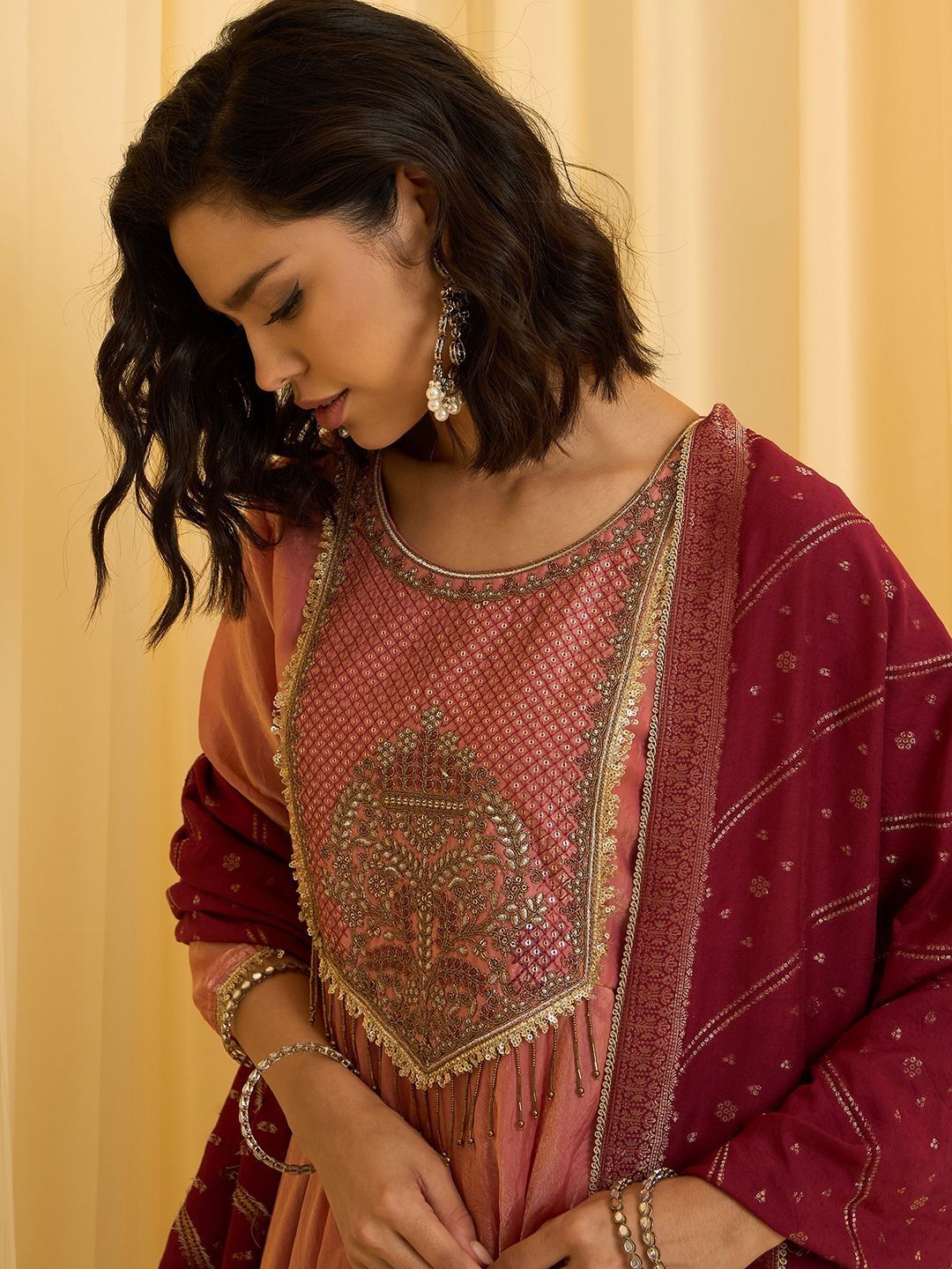 Dhiyona CH Embroidered Kurta Set With Jacquard Dupatta