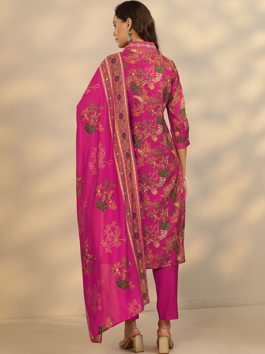 Women Floral Printed Regular Kurta with Trousers & With Dupatta