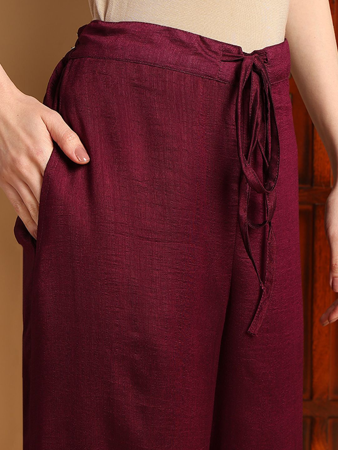 Dhiyona KL Ethnic Motifs Yoke Design Kurta with Palazzos & Dupatta