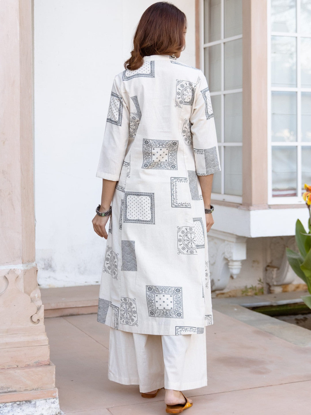 Printed Mandarin Collar Kurta & Palazzos