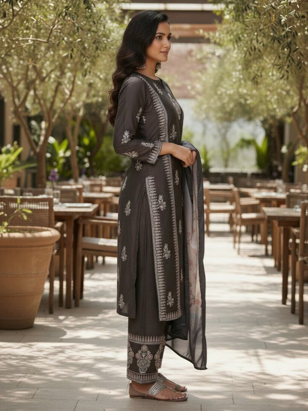 Women Ethnic Motifs Embroidered Regular Thread Work Kurta with Trousers & With Dupatta