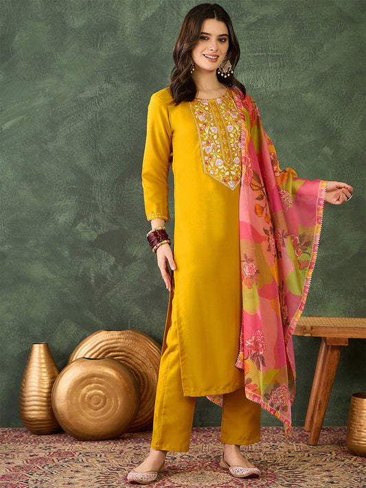 Dhiyona KL Floral Embroidered Straight Kurta With Trousers & Dupatta