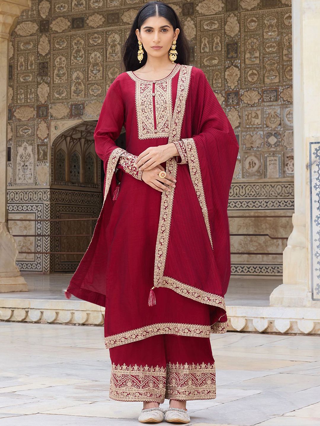 Dhiyona KL Floral Embroidered Straight Kurta with Palazzos & Dupatta