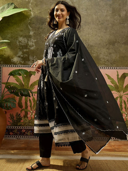 Embroidered Pure Cotton V-Neck Kurti & Trousers