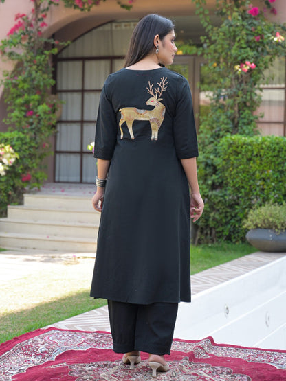 Mayri Onyx embroidery cotton kurta pant set