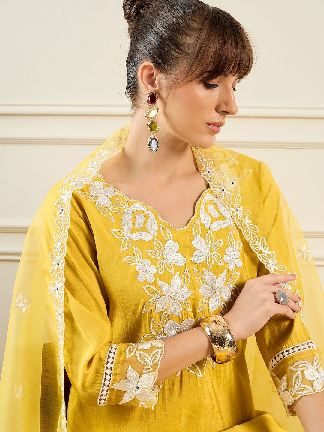 Dhiyona IE Women Yellow Kurta Sets
