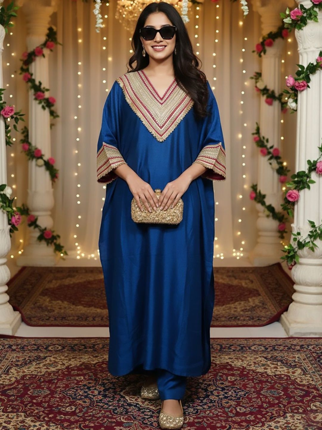 Blue Women Ethnic Motifs Embroidered Regular Thread Work Kurta with Trousers