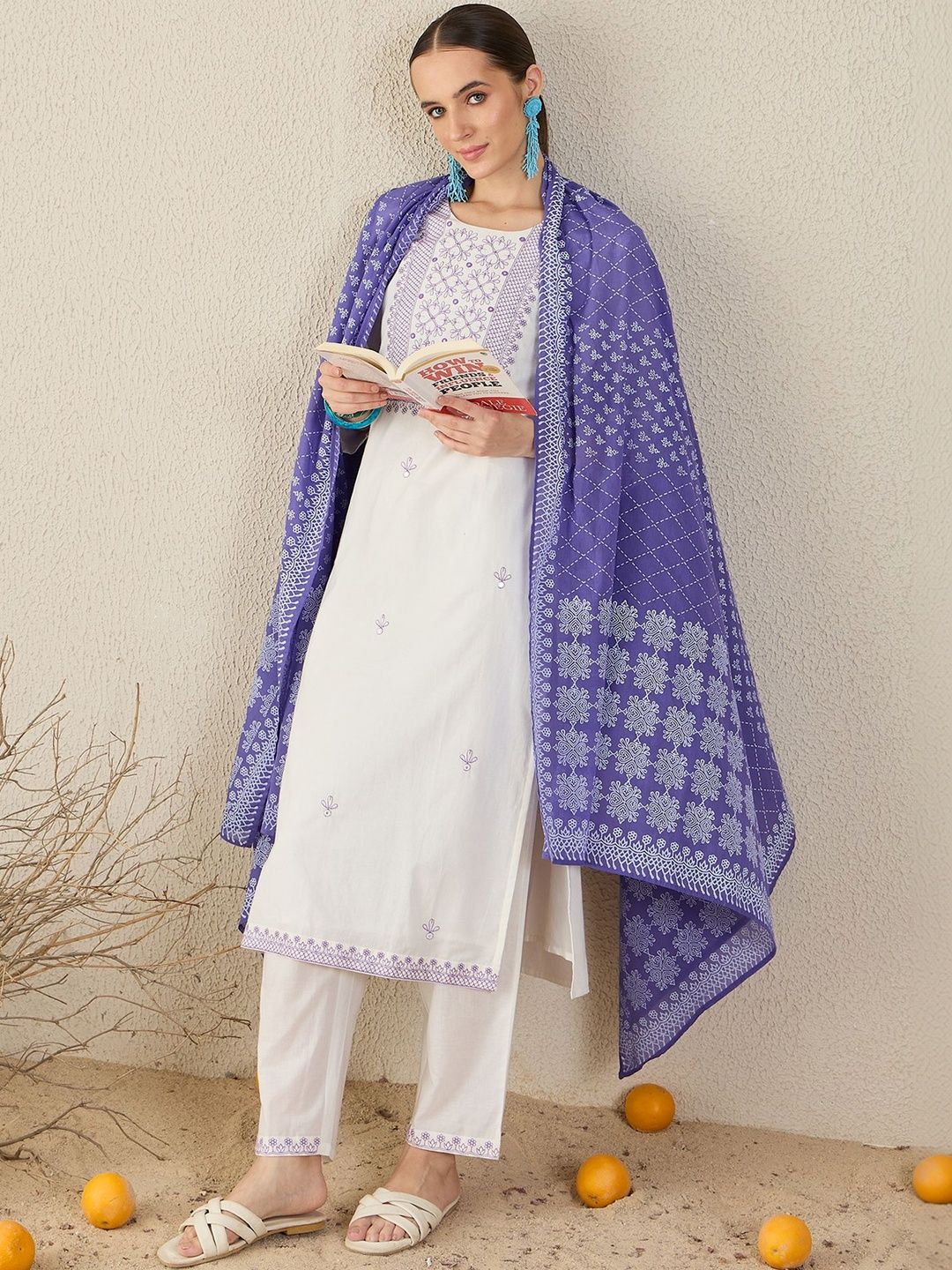 Women Ethnic Motifs Embroidered Regular Thread Work Pure Cotton Kurta with Trousers & With Dupatta