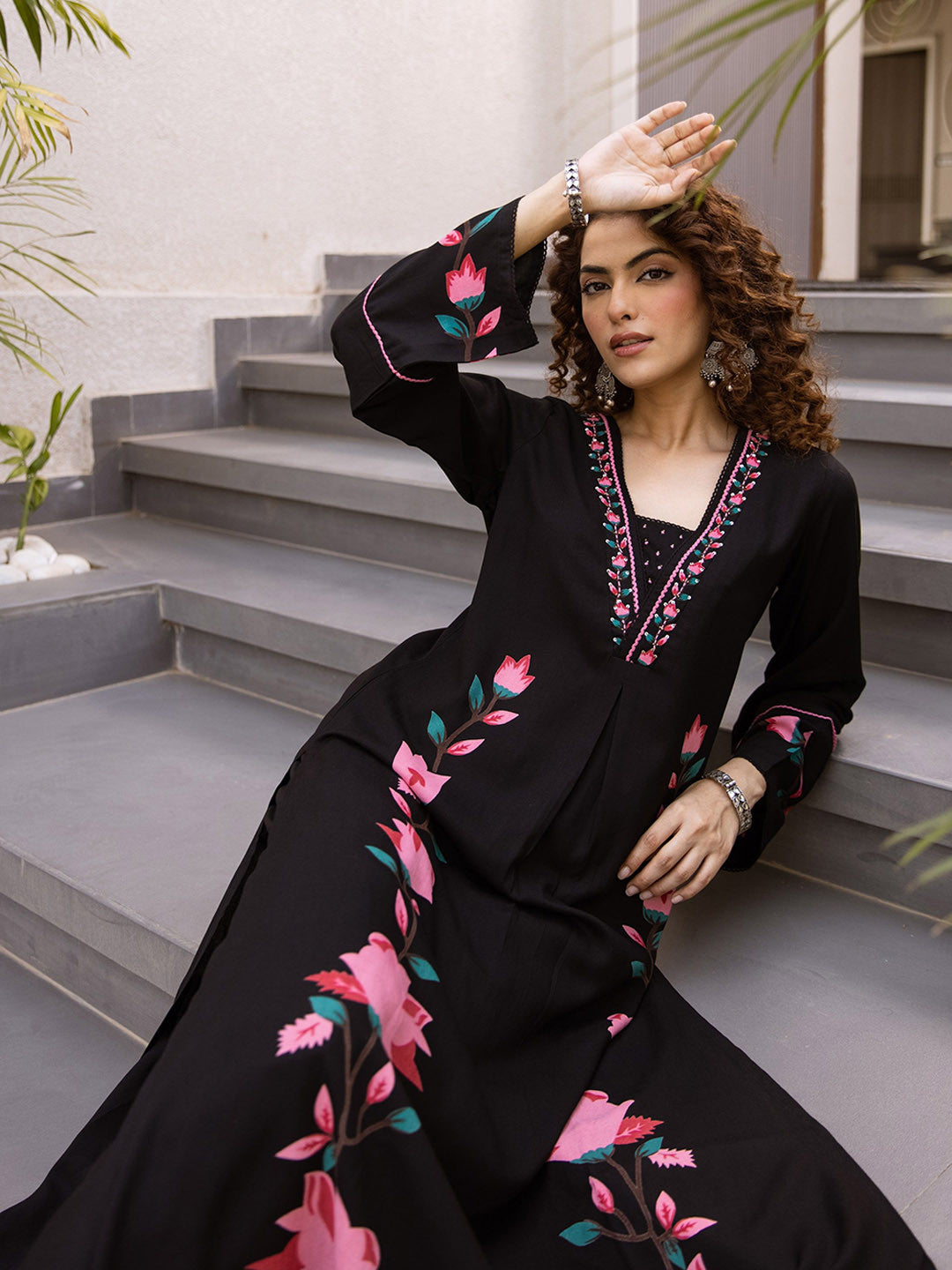 Women Floral Embroidered A-Line Kurta with Palazzo