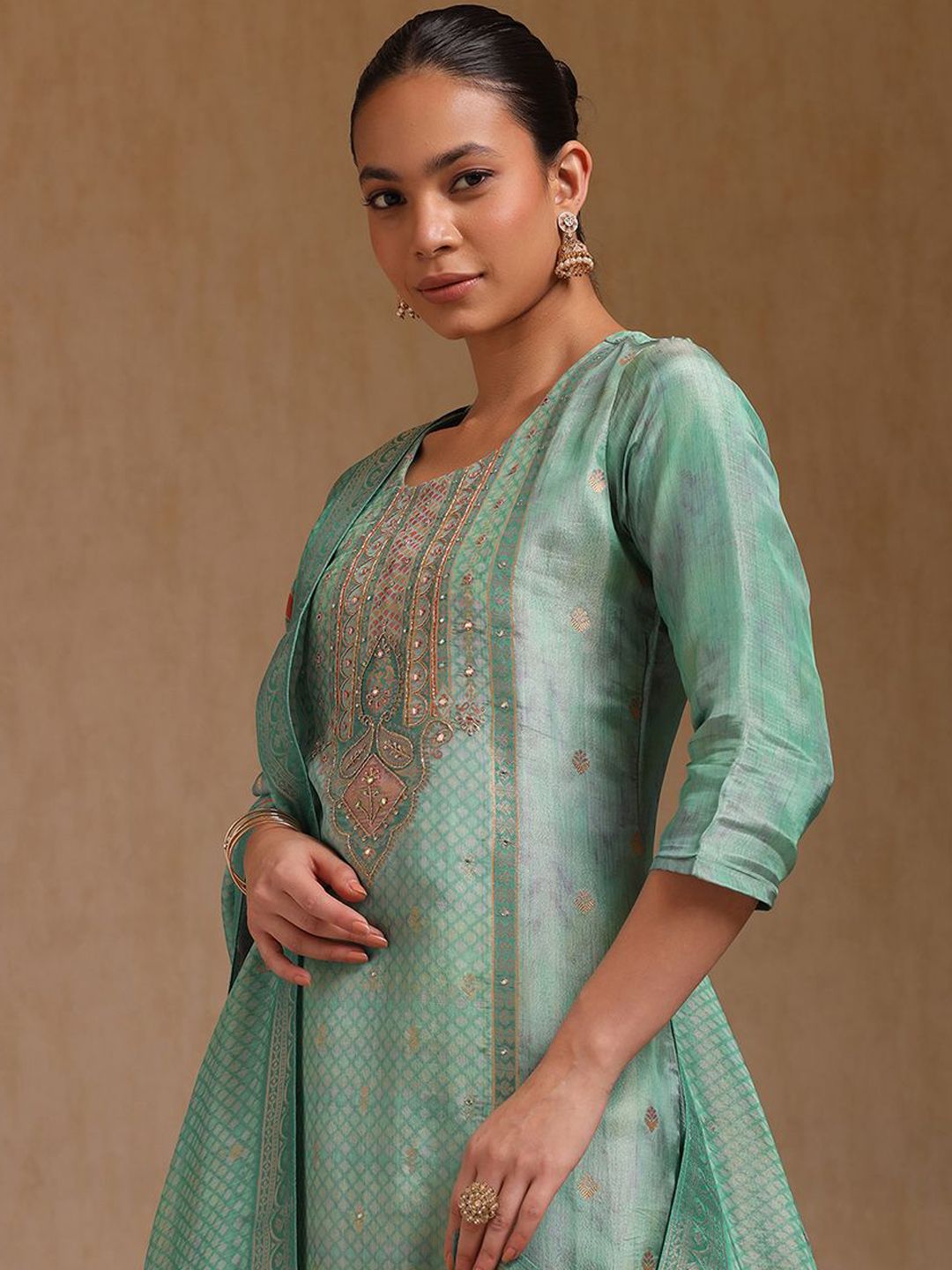 Dhiyona SO Women's Women Ethnic Motifs Embroidered Regular Beads and Stones Kurta with Trousers & With Dupatta