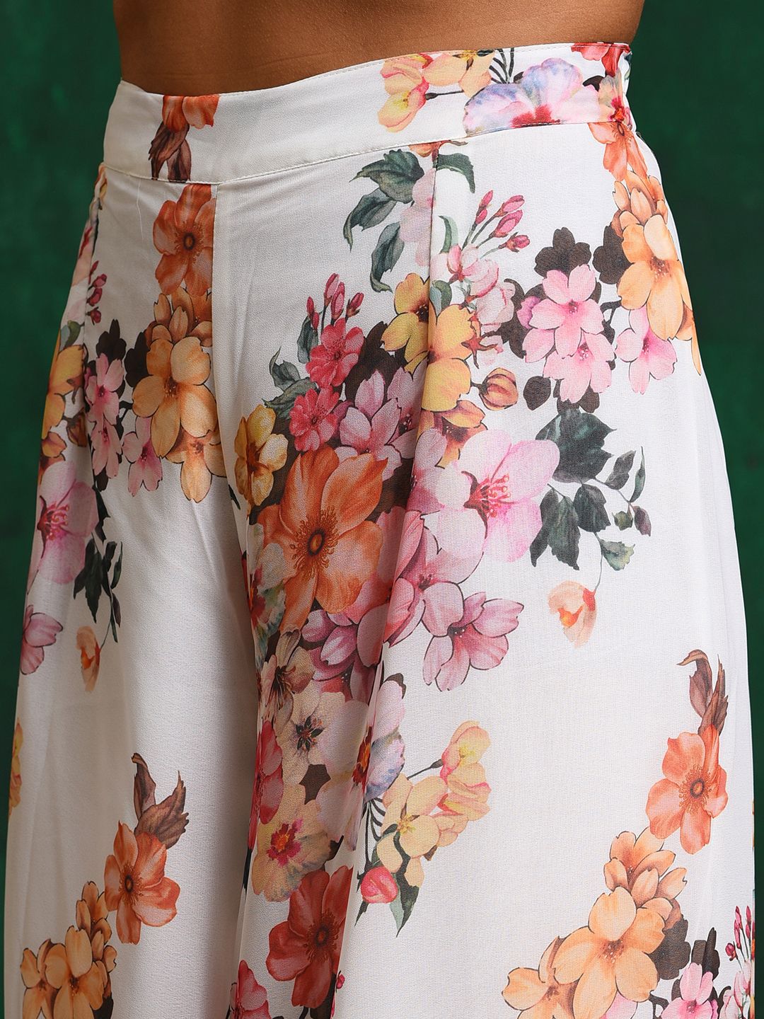 Dhiyona SN Red & White Floral Printed Zari Georgette Straight Kurta With Palazzo & Dupatta