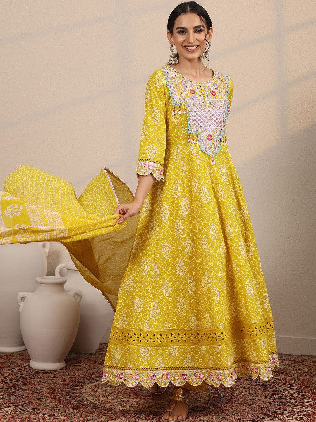 Women Ethnic Motifs Printed Pleated Zari Anarkali Kurta with Trousers & With Dupatta