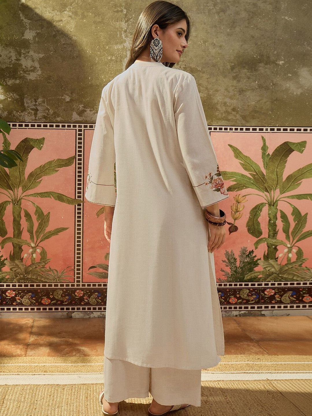 Embroidered Off White Cotton Blend Kurta Set