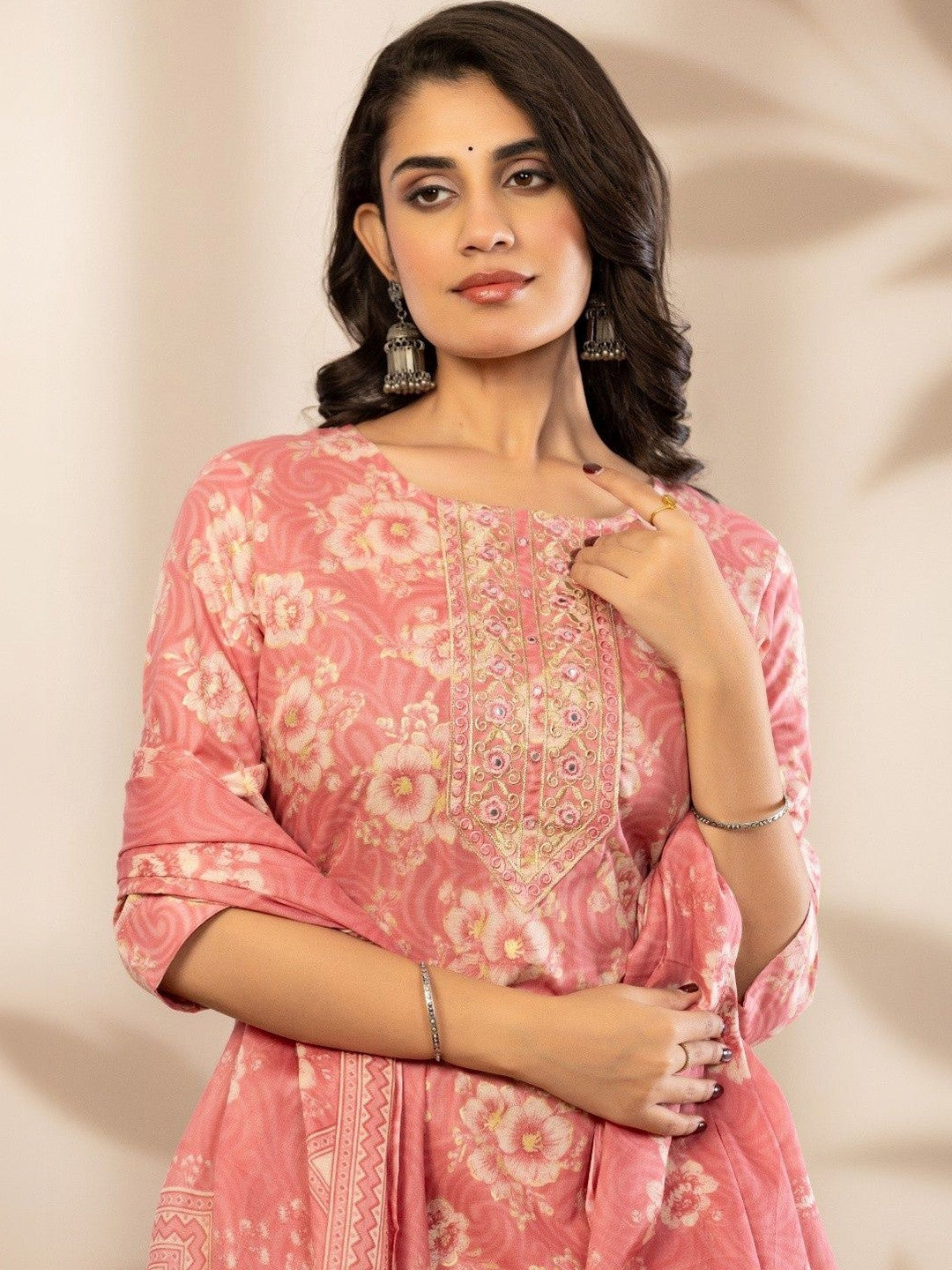 Women Floral Printed Regular Thread Work Pure Cotton Kurta with Trousers & With Dupatta