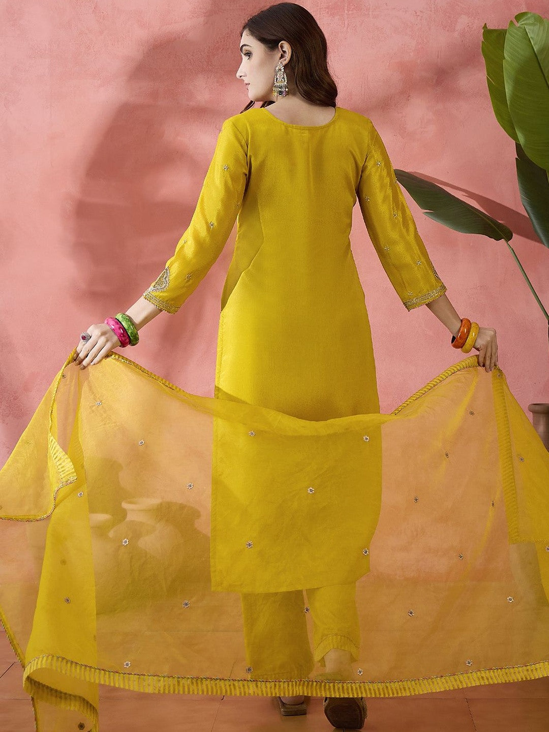 Women Floral Embroidered Regular Sequinned Kurta with Trousers & With Dupatta