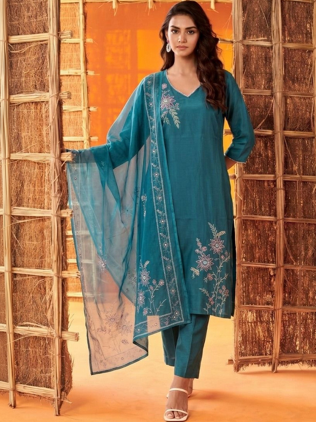 Women Floral Embroidered Regular Thread Work Pure Cotton Kurta with Trousers & With Dupatta