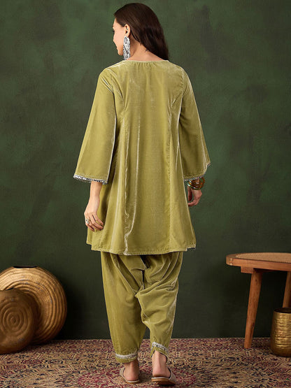 Mirror Detail i Kurta & Salwar Set