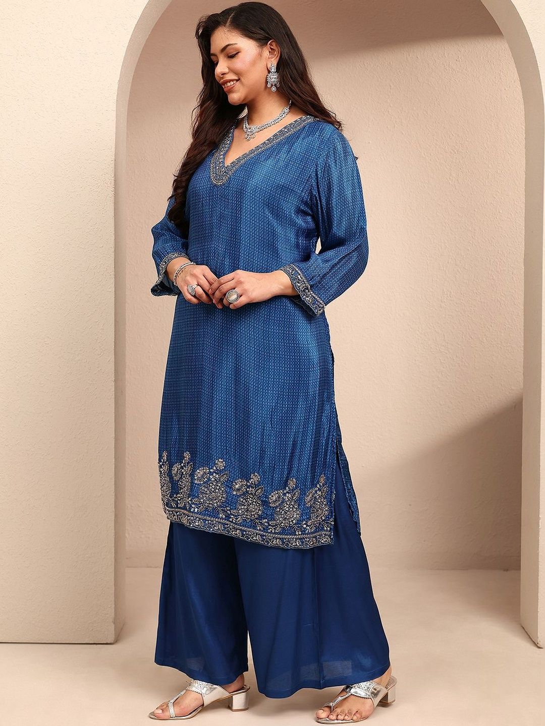 Dhiyona Women's Ethnic Motifs Regular Thread Work Silk Crepe Kurta with Palazzos & With Dupatta