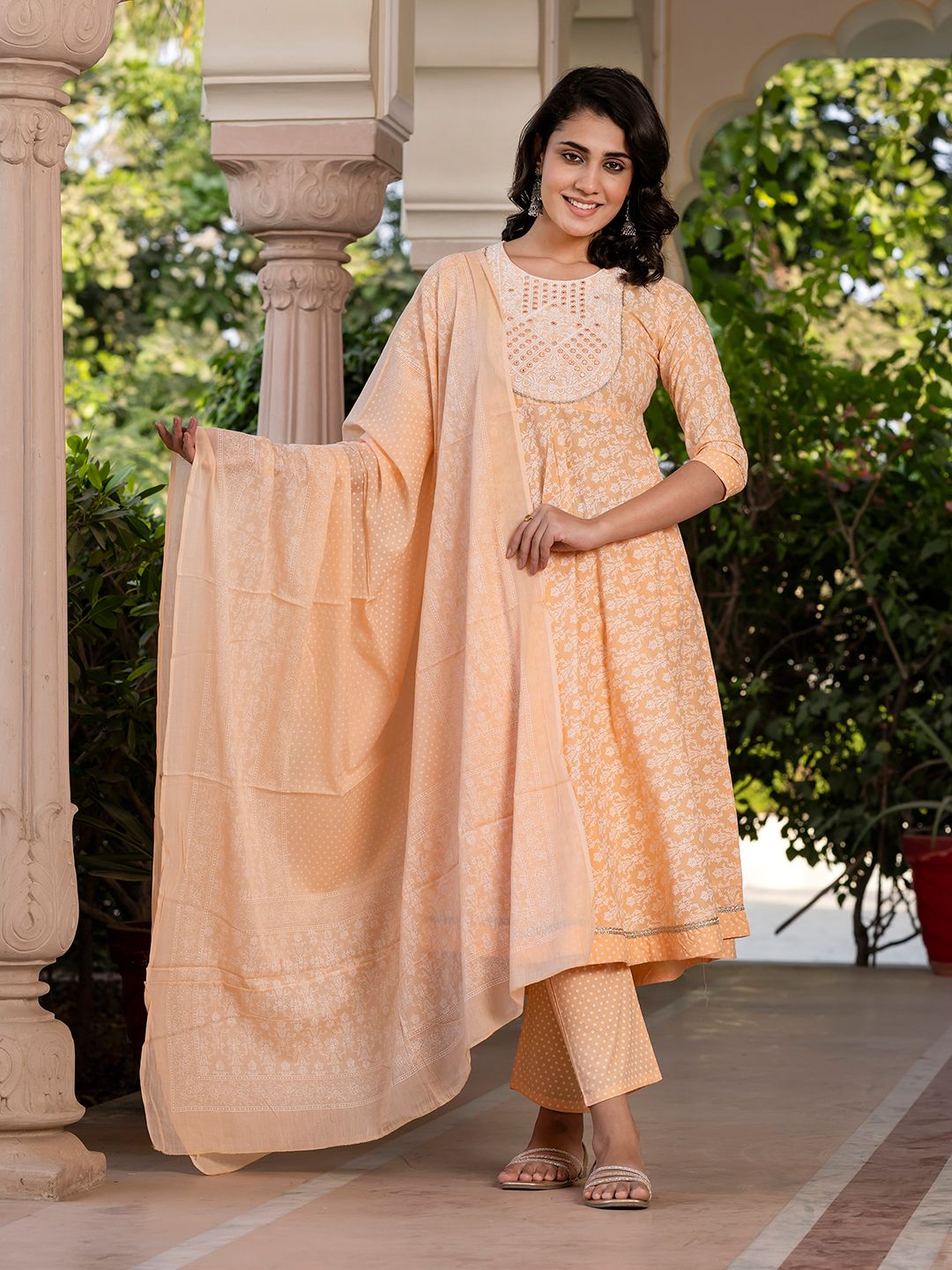 Dhiyona KL Women Ethnic Motifs Printed Regular Pure Cotton Kurta with Trousers & With Dupatta
