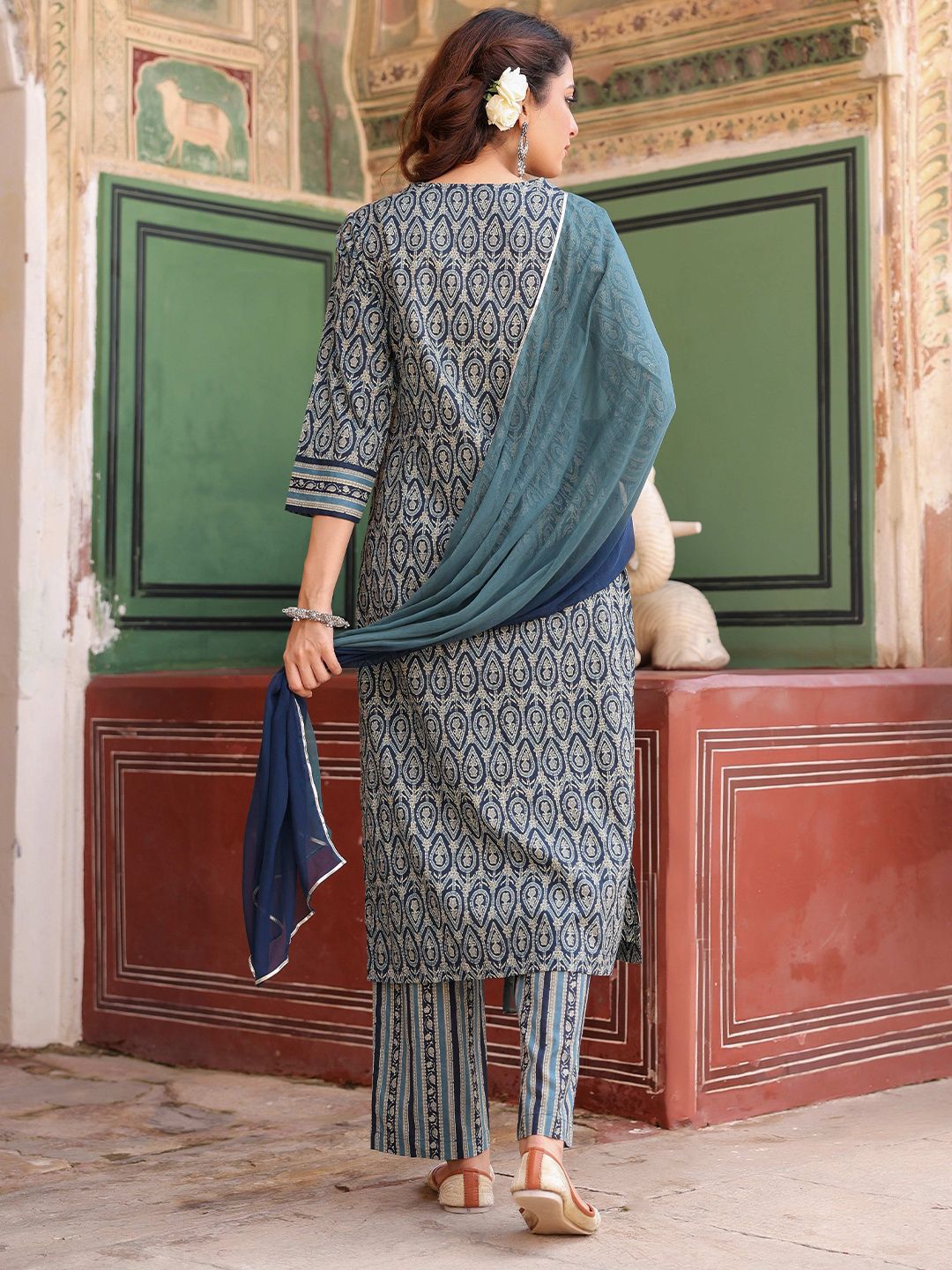 Dhiyona RR Women's Ethnic Motifs Printed Regular Pure Cotton Kurta with Trousers & With Dupatta