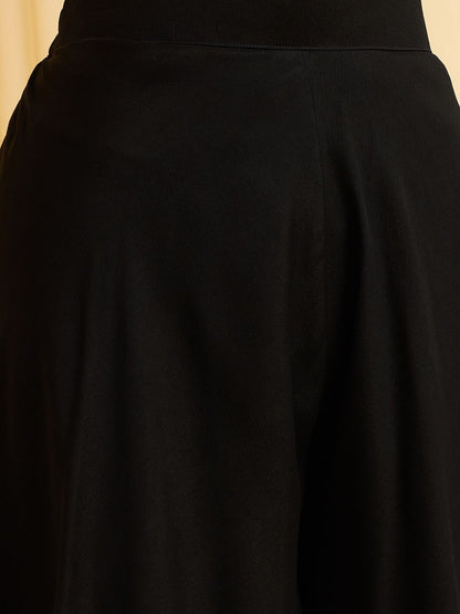 Dhiyona CH Embroidered Kurta Set With Dupatta