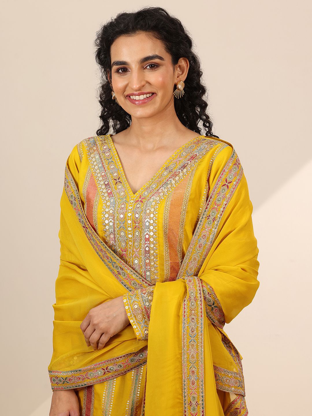 Dhiyona LL Geometric Embroidered Zari Organza Straight Kurta With Palazzos And Dupatta