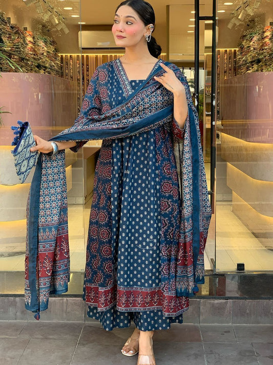 Dhiyona KL Women Ethnic Motifs Printed Regular Kurta with Palazzos & With Dupatta