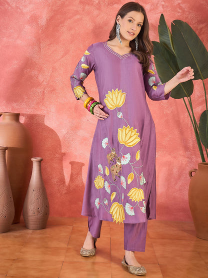 Floral Embroidered A-Line Kurta With Trousers & Bag