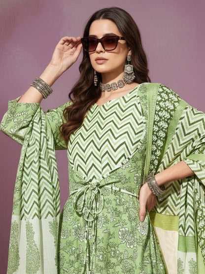 Dhiyona CH Women Printed Regular Pure Cotton Kurta with Sharara & With Dupatta