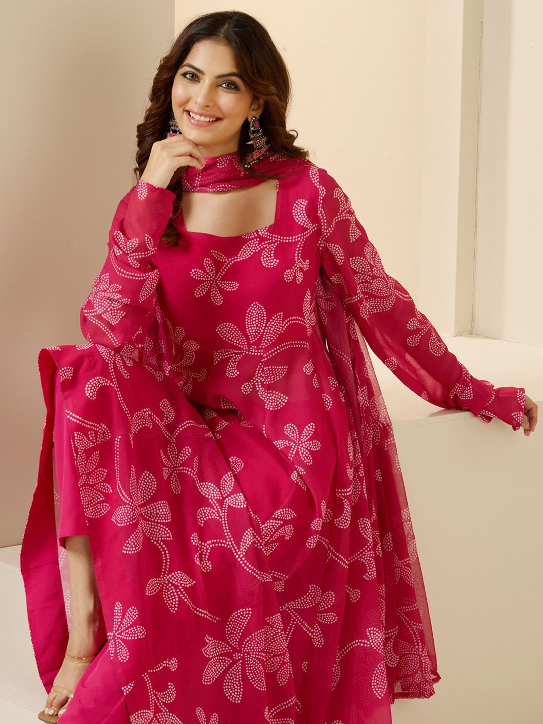 Dhiyona IS Women's Women Floral Printed Panelled Kurta with Trousers & With Dupatta