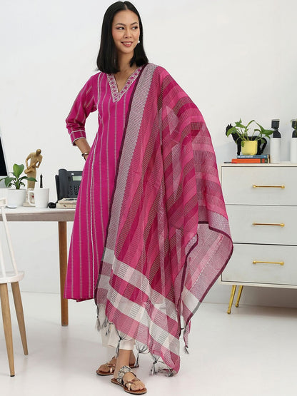 Women Printed Regular Thread Work Kurta with Trousers & With Dupatta