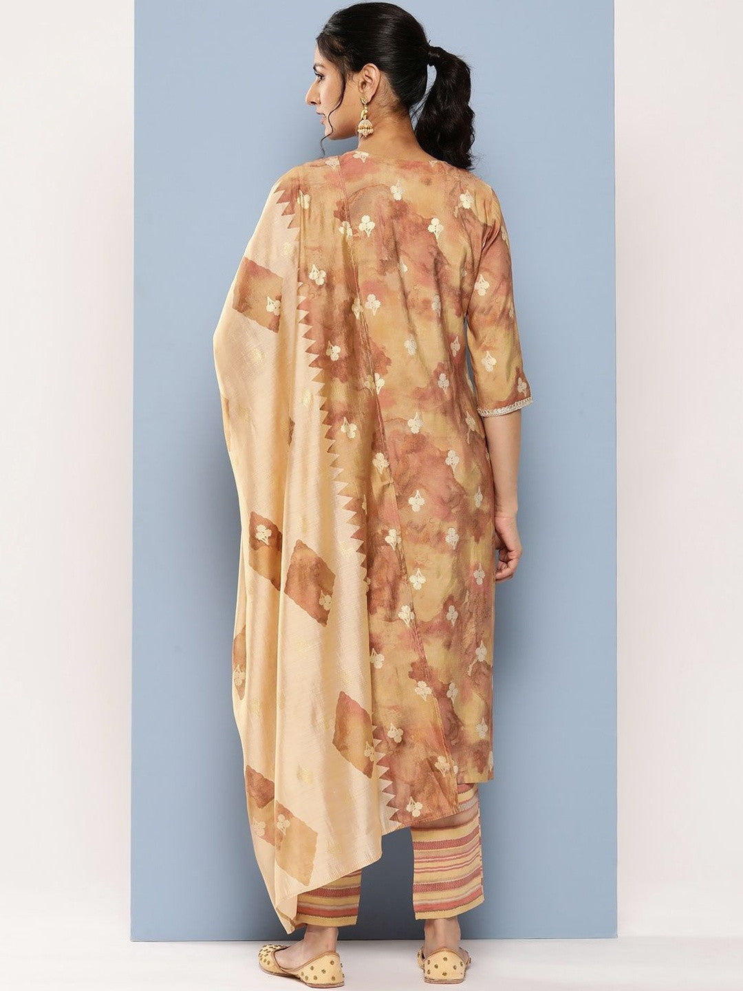 Women Ethnic Motifs Printed Regular Sequinned Kurta with Trousers & With Dupatta