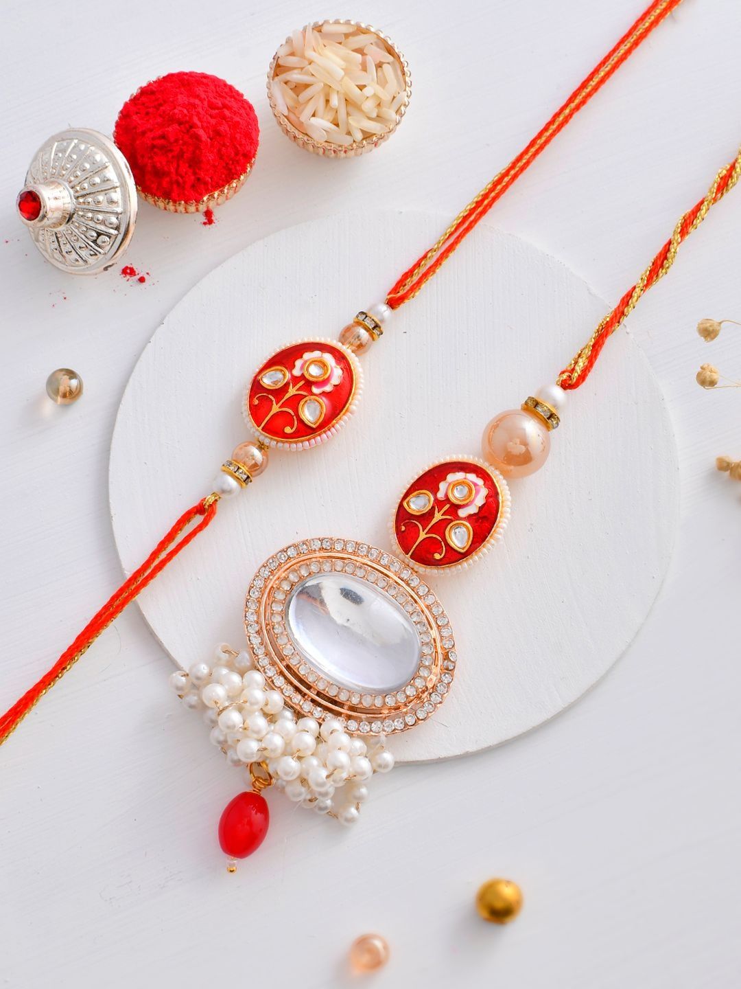 Dhiyona Rakhi