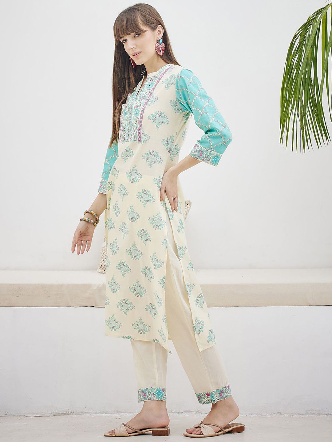 Dhiyona IE Printed Pure Cotton V-Neck Tunic With Trousers Co-Ords