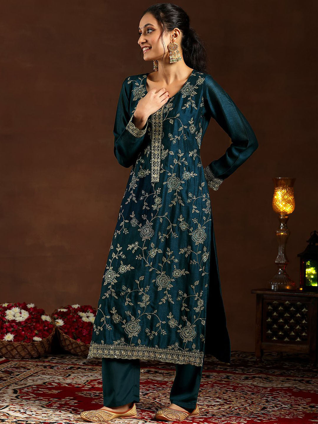Women Floral Embroidered Regular Sequinned Kurta with Trousers & With Dupatta
