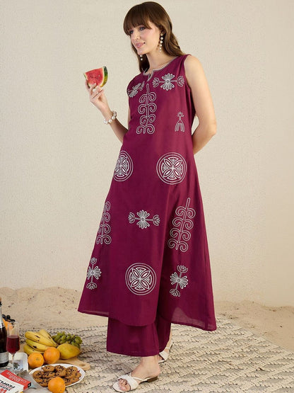 Women Ethnic Motifs Embroidered Regular Thread Work Pure Cotton Kurta with Trousers