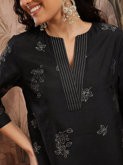 Floral Printed Regular A-Line Kurta with Trousers
