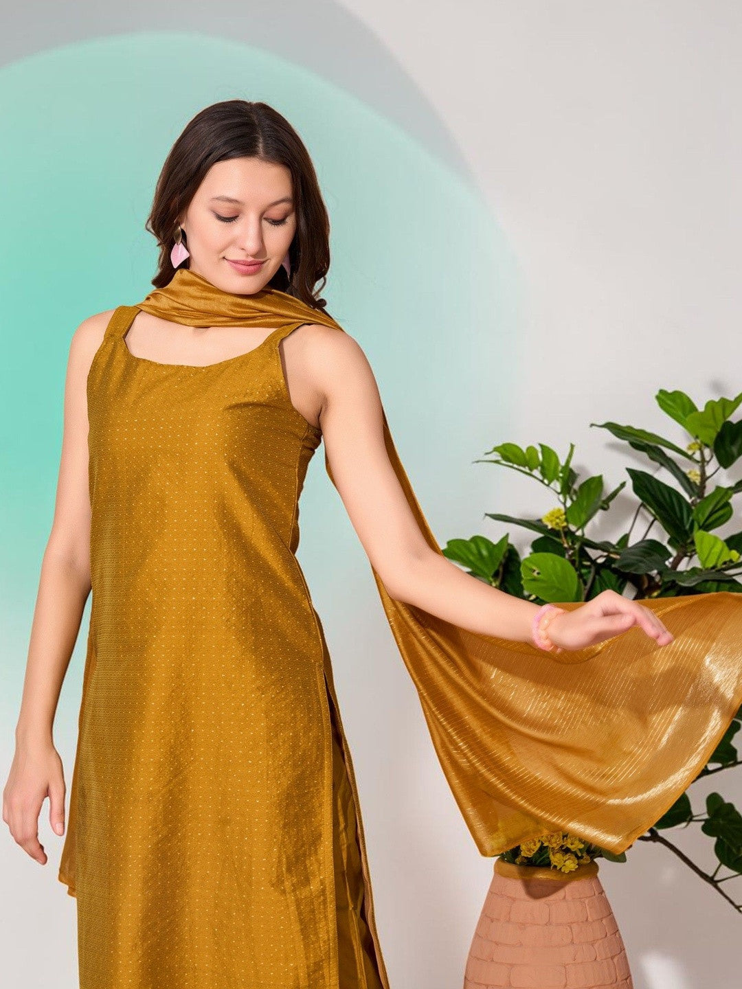 Woven Design Round Neck Kurta & Trousers With Dupatta
