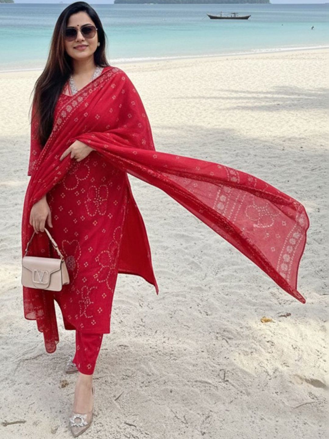 Dhiyona KL Women Ethnic Motifs Printed Regular Kurta with Trousers & With Dupatta