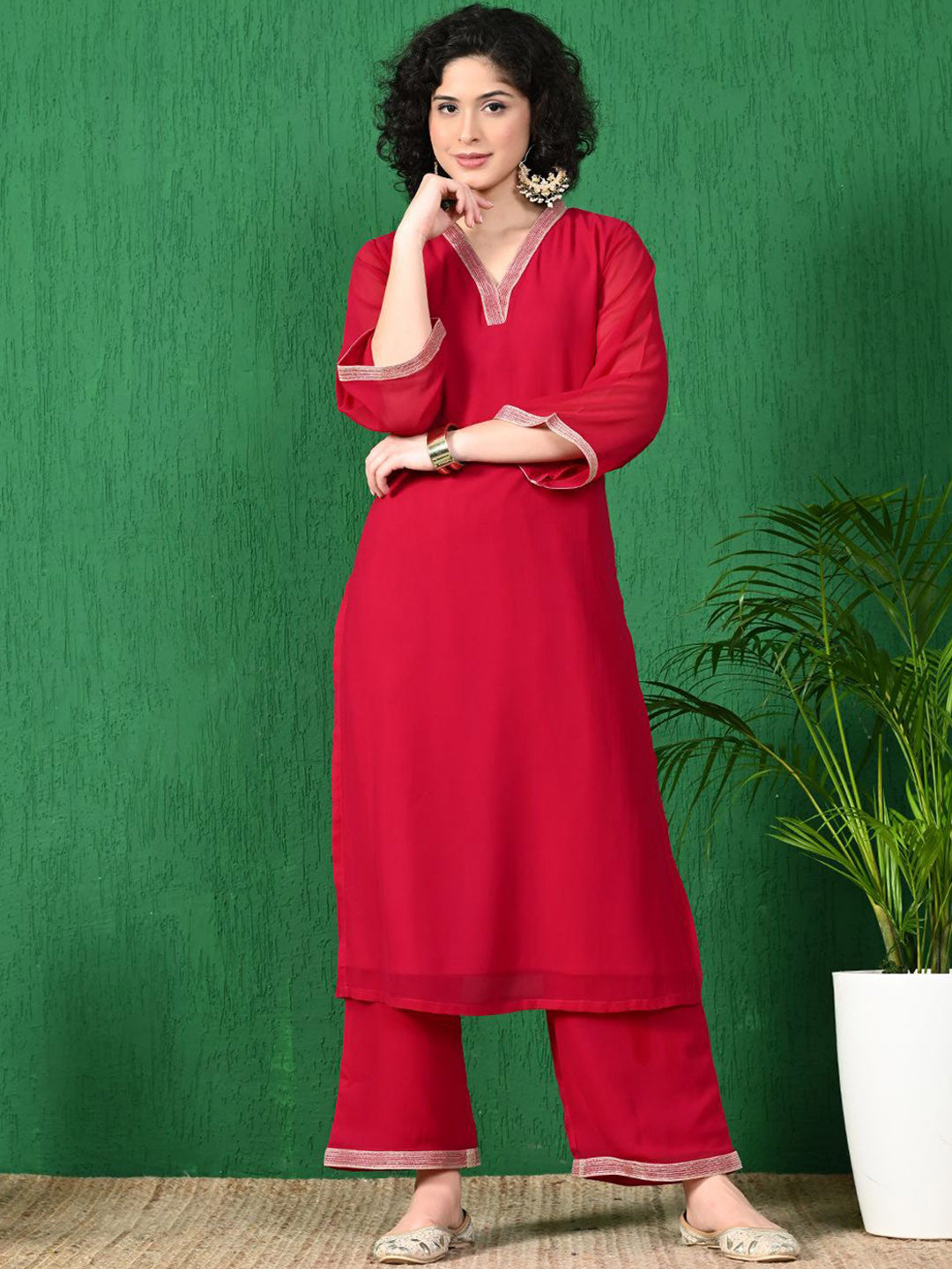 Dhiyona SN V Neck Three Quarter Sleeves Straight Kurta Sets