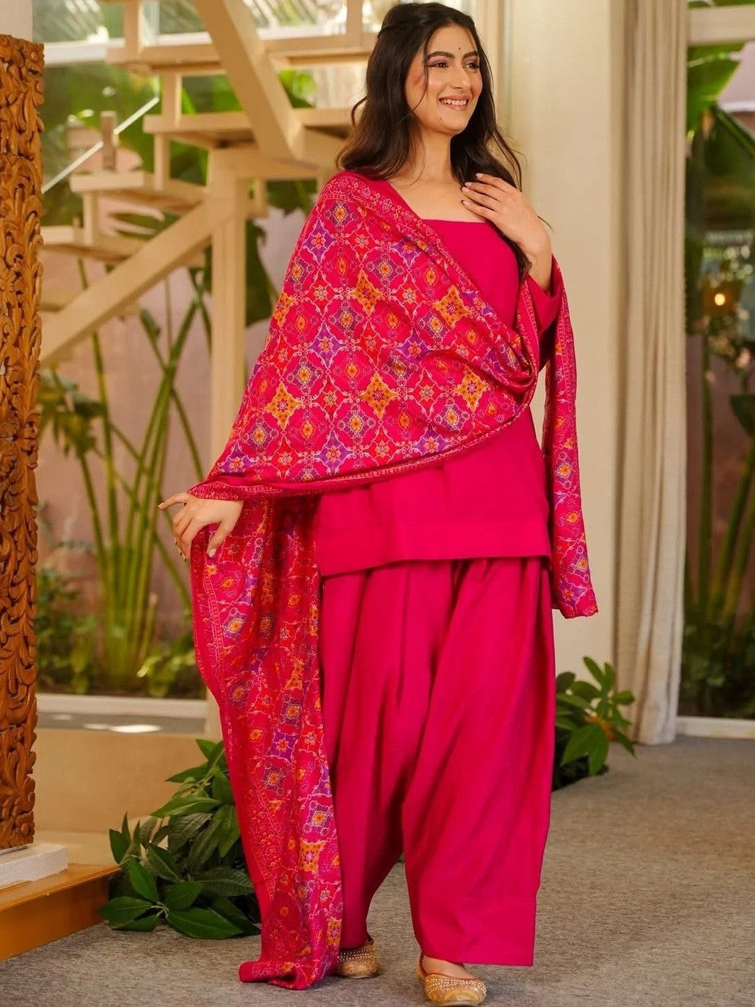 Women Regular Silk Crepe Kurta with Patiala & With Dupatta