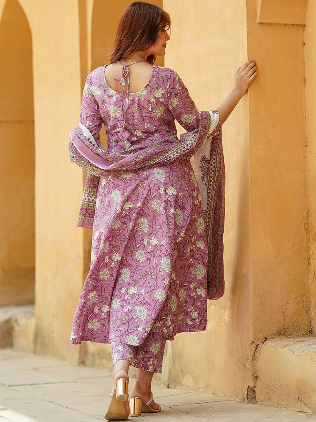 Dhiyona KL Floral Printed Regular Pure Cotton Anarkali Kurta with Trousers & Dupatta